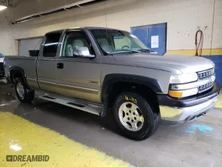 2001 Chevrolet Silverado 1500 LT with VIN 1GCEK19T61Z229797, listed as a Copart auction lot 88791745 with 175,571 mi miles and Clean Title. Bid and sale history available at carsss.com. Image 4.