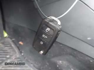 2015 Volkswagen Jetta S с VIN 3VW2K7AJ2FM406318, выставлен на аукционе IAAI как лот 42340261 с пробегом 140 313 миль миль и . История ставок и продаж доступна на DreamBid. Изображение 11.