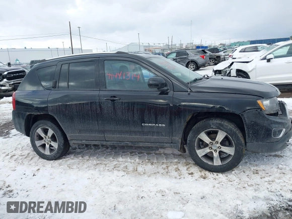 2017 Jeep Compass Latitude z VIN 1C4NJDEB9HD129184, wystawiony jako IAAI lot #41441314 z przebiegiem 45 764 mil mil oraz . Historia ofert i sprzedaży dostępna na DreamBid. Obrazek 13.