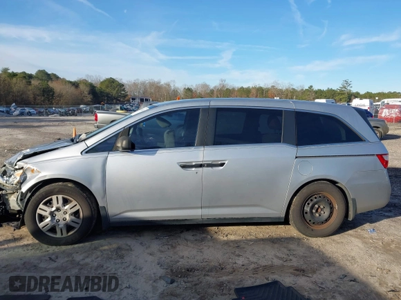 2011 Honda Odyssey LX с VIN 5FNRL5H2XBB023100, выставлен на аукционе IAAI как лот 41605637 с пробегом 241 955 миль миль и . История ставок и продаж доступна на DreamBid. Изображение 14.