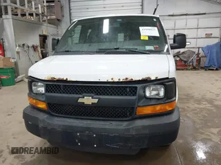 2013 Chevrolet Express Cargo Van with VIN 1GCSGAFX5D1159918, listed as a IAAI auction lot 41998023 with 279,473 mi miles. Bid and sale history available at carsss.com. Image 6.