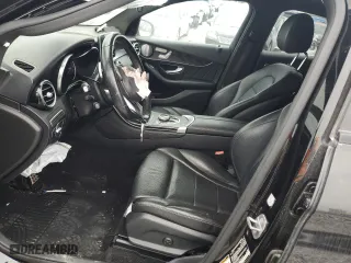 2018 Mercedes-Benz GLC with VIN WDC0J4KB2JF400671, listed as a Copart auction lot 44106725 with 70,948 mi miles and Salvage Title. Bid and sale history available at carsss.com. Image 7.