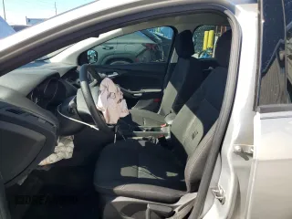 2017 Ford Focus SE with VIN 1FADP3F28HL338298, listed as a Copart auction lot 53458105 with 86,723 mi miles and Salvage Title. Bid and sale history available at carsss.com. Image 7.