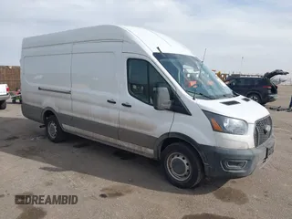 2023 Ford Transit Cargo z VIN 1FTBR3X81PKA69869, wystawiony jako IAAI lot #41490532 z przebiegiem 38 808 mil mil oraz . Historia ofert i sprzedaży dostępna na DreamBid. Obrazek 1.