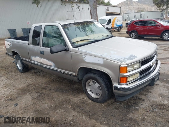 1998 Chevrolet Silverado 1500 with VIN 2GCEC19R3W1122806, listed as a IAAI auction lot 42153517 with 271,788 mi miles and . Bid and sale history available at DreamBid. Image 1.