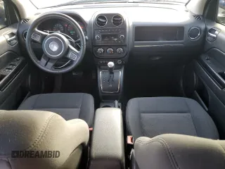 2011 Jeep Compass with VIN 1J4NT1FB1BD192241, listed as a Copart auction lot 48033115 with 60,123 mi miles and Salvage Title. Bid and sale history available at carsss.com. Image 8.
