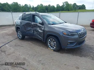 2019 Jeep Cherokee z VIN 1C4TJLLB7KD264787, wystawiony jako IAAI lot #42274859 z przebiegiem 106 108 mil mil oraz . Historia ofert i sprzedaży dostępna na DreamBid. Obrazek 1.