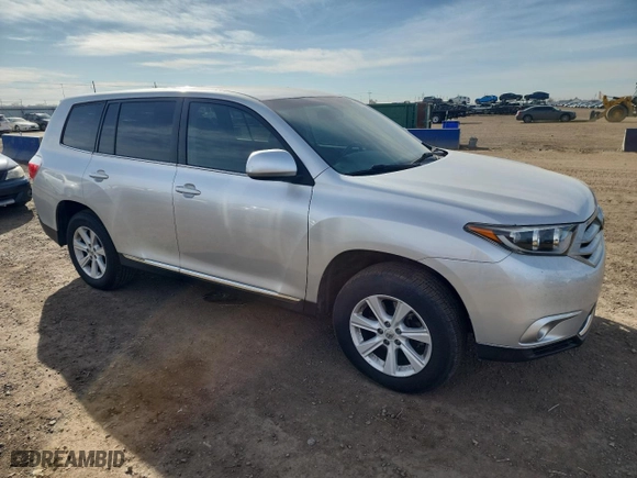 2013 Toyota Highlander with VIN 5TDZK3EH5DS134328, listed as a Copart auction lot 48787725 with 200,813 mi miles and Salvage Title. Bid and sale history available at carsss.com. Image 4.