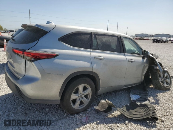 2021 Toyota Highlander L with VIN 5TDZZRAH2MS515896, listed as a Copart auction lot 49450015 with 57,639 mi miles and Salvage title. Bid and sale history available at DreamBid. Image 3.