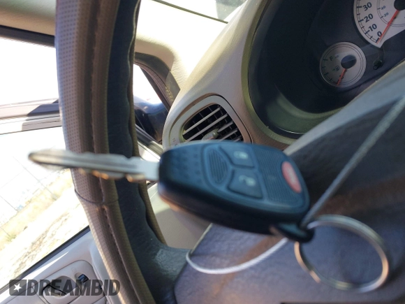 2005 Chrysler Town & Country LX with VIN 2C4GP44R75R213048, listed as a IAAI auction lot 42068985 with 100,688 mi miles and . Bid and sale history available at DreamBid. Image 11.