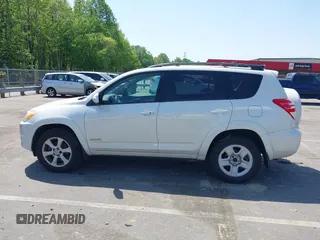 2012 Toyota RAV4 Limited with VIN 2T3DK4DV0CW067934, listed as a IAAI auction lot 42067776 with 191,822 mi miles. Bid and sale history available at carsss.com. Image 14.