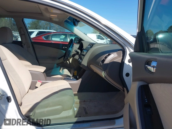 2012 Nissan Altima SR with VIN 1N4BL2AP8CN417189, listed as a IAAI auction lot 41474497 with 120,647 mi miles and . Bid and sale history available at DreamBid. Image 5.