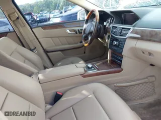 2013 Mercedes-Benz E-Class E 350 Luxury with VIN WDDHF5KB8DA729768, listed as a IAAI auction lot 42004944 with 184,587 mi miles. Bid and sale history available at carsss.com. Image 5.