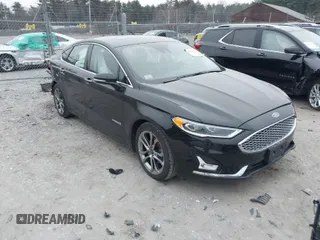 2019 Ford Fusion Hybrid Titanium with VIN 3FA6P0RU5KR273570, listed as a IAAI auction lot 41103357 with 162,214 mi miles. Bid and sale history available at carsss.com. Image 1.
