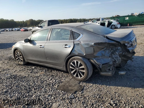 2017 Nissan Altima SV with VIN 1N4AL3AP0HC190939, listed as a Copart auction lot 75935684 with 137,376 mi miles and Salvage Title. Bid and sale history available at carsss.com. Image 2.