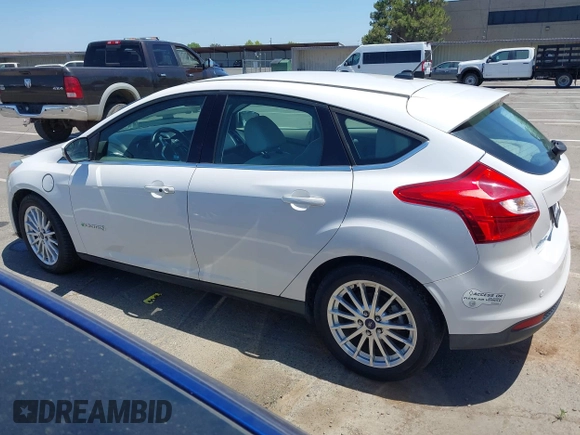 2014 Ford Focus Electric with VIN 1FADP3R45EL306109, listed as a IAAI auction lot 42382079 with 80,143 mi miles and . Bid and sale history available at DreamBid. Image 3.