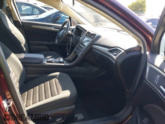 2017 Ford Fusion SE z VIN 3FA6P0H78HR368483, wystawiony jako IAAI lot #42279314 z przebiegiem 68 363 mil mil oraz . Historia ofert i sprzedaży dostępna na DreamBid. Obrazek 5.
