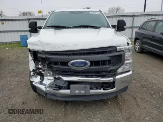 2020 Ford F-250 XL with VIN 1FT7X2A68LEE08102, listed as a Copart auction lot 84545454 with 119,381 mi miles and Salvage title. Bid and sale history available at DreamBid. Image 5.