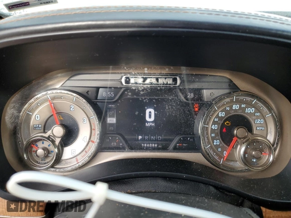 2019 Ram 2500 Laramie Longhorn with VIN 3C6UR5LL4KG661577, listed as a Copart auction lot 45348055 with 186,886 mi miles and Salvage title. Bid and sale history available at DreamBid. Image 9.