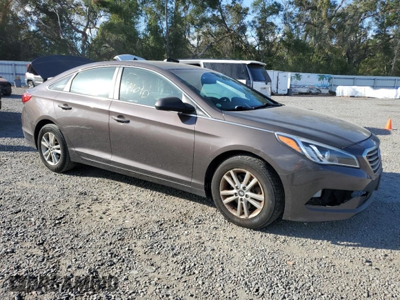 2017 Hyundai Sonata 2.4L z VIN 5NPE24AF6HH540980, wystawiony jako Copart lot #74983064 z przebiegiem 126 008 mil mil oraz Szkoda całkowita • Salvage title. Historia ofert i sprzedaży dostępna na DreamBid. Obrazek 4.