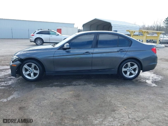 2014 BMW 3 Series 320i xDrive with VIN WBA3C3G59ENS71475, listed as a IAAI auction lot 41829706 with NaN miles. Bid and sale history available at carsss.com. Image 14.