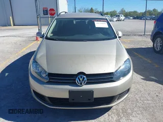 2013 Volkswagen Jetta TDI w/Sunroof & Nav z VIN 3VWPL7AJ0DM607263, wystawiony jako IAAI lot #40528888 z przebiegiem 117 814 mil mil oraz . Historia ofert i sprzedaży dostępna na DreamBid. Obrazek 6.