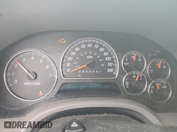 2008 GMC Envoy Denali with VIN 1GKES63M482114590, listed as a Copart auction lot 71625814 with 203,962 mi miles and Salvage Title. Bid and sale history available at carsss.com. Image 9.