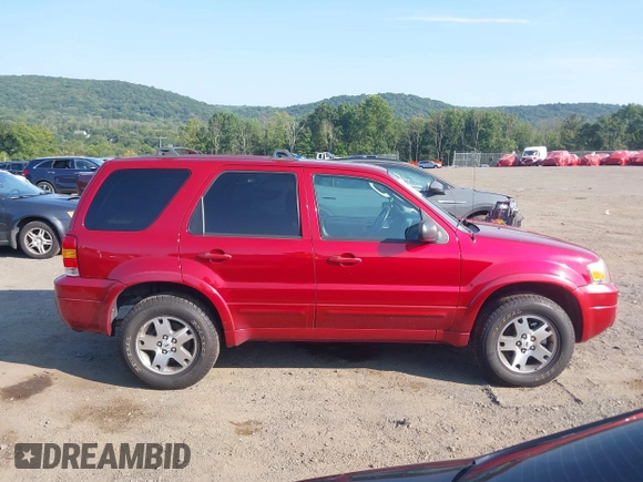 2005 Ford Escape Limited z VIN 1FMYU94185KB95271, wystawiony jako IAAI lot #40210446 z przebiegiem 71 038 mil mil oraz . Historia ofert i sprzedaży dostępna na DreamBid. Obrazek 13.