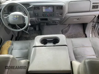 2003 Ford F-350 XL with VIN 1FTSX31P83ED38187, listed as a Copart auction lot 44034145 with 363,297 mi miles and Salvage Title. Bid and sale history available at DreamBid. Image 8.