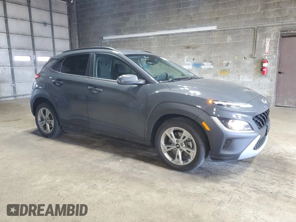 2023 Hyundai Kona SEL with VIN KM8K3CAB1PU983870, listed as a Copart auction lot 54140665 with 9,518 mi miles and Salvage Title. Bid and sale history available at DreamBid. Image 4.