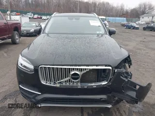 2018 Volvo XC90 Inscription with VIN YV4A22PL1J1320222, listed as a IAAI auction lot 41002251 with 137,523 mi miles. Bid and sale history available at carsss.com. Image 12.