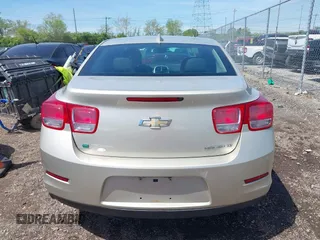 2016 Chevrolet Malibu LT with VIN 1G11C5SAXGF148901, listed as a IAAI auction lot 42133121 with 169,490 mi miles. Bid and sale history available at carsss.com. Image 17.