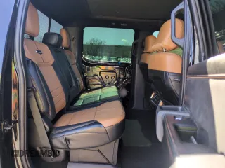 2024 Ford F-250 XL z VIN 1FT8W2BM1REE33484, wystawiony jako Copart lot #53136145 z przebiegiem 8734 mil mil oraz Szkody całkowita. Historia ofert i sprzedaży dostępna na DreamBid. Obrazek 10.