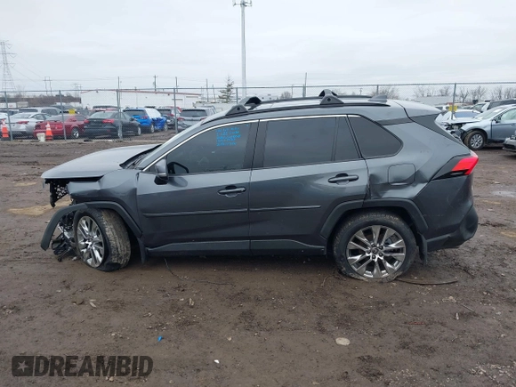 2021 Toyota RAV4 XLE Premium с VIN 2T3A1RFV4MC184144, выставлен на аукционе IAAI как лот 41541562 с пробегом 76 326 миль миль и . История ставок и продаж доступна на DreamBid. Изображение 14.