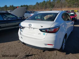 2018 Toyota Yaris iA with VIN 3MYDLBYV1JY330016, listed as a IAAI auction lot 40892299 with 87,813 mi miles. Bid and sale history available at carsss.com. Image 15.