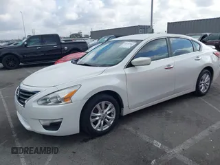 2014 Nissan Altima SV with VIN 1N4AL3AP9EN232475, listed as a IAAI auction lot 42136961 with 86,720 mi miles and . Bid and sale history available at DreamBid. Image 2.