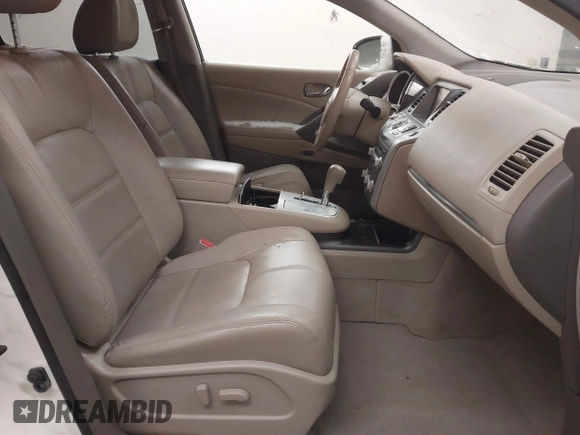 2014 Nissan Murano S with VIN JN8AZ1MW6EW526477, listed as a IAAI auction lot 41403021 with 111,869 mi miles and . Bid and sale history available at carsss.com. Image 5.