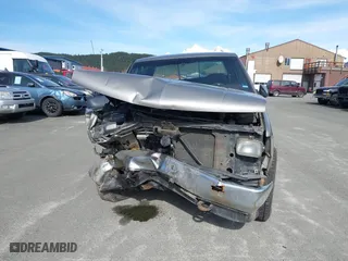 1998 Chevrolet C/K 1500 with VIN 1GCEK19RXWE183622, listed as a IAAI auction lot 41934099 with 175,979 mi miles. Bid and sale history available at carsss.com. Image 12.