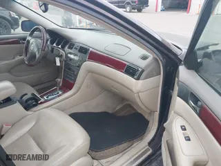 2003 Lexus ES 300 with VIN JTHBF30G930103166, listed as a IAAI auction lot 42019548 with 176,241 mi miles. Bid and sale history available at carsss.com. Image 5.