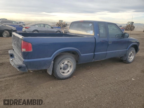 2000 GMC Sonoma SLS w/1SF Pkg with VIN 1GTCS1959Y8212162, listed as a Copart auction lot 82129784 with 149,063 mi miles and Salvage Title. Bid and sale history available at carsss.com. Image 3.