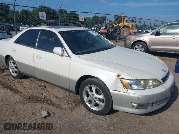 2001 Lexus ES 300 with VIN JT8BF28G310340179, listed as a IAAI auction lot 42757500 with 214,201 mi miles and . Bid and sale history available at DreamBid. Image 1.