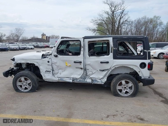 2024 Jeep Wrangler Sport S with VIN 1C4PJXDN7RW243762, listed as a IAAI auction lot 41912844 with 18,935 mi miles. Bid and sale history available at carsss.com. Image 15.