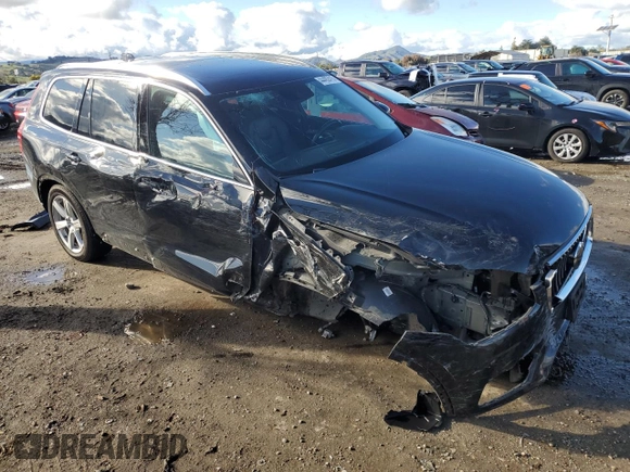 2022 Volvo XC90 Momentum with VIN YV4102PK5N1779708, listed as a Copart auction lot 44492415 with 52,554 mi miles and Salvage Title. Bid and sale history available at carsss.com. Image 4.
