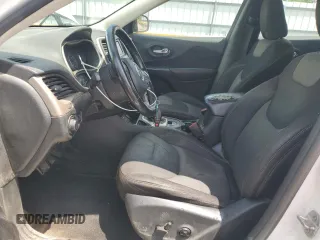 2015 Jeep Cherokee Sport с VIN 1C4PJLAB8FW676733, выставлен на аукционе Copart как лот 57844075 с пробегом 295 574 миль миль и Списание • Salvage title. История ставок и продаж доступна на DreamBid. Изображение 7.