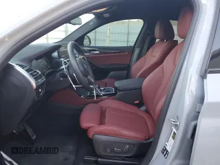 2024 BMW X4 M40i z VIN 5UX43DT03R9X53900, wystawiony jako Copart lot #87204324 z przebiegiem 8 410 mil mil oraz Szkoda całkowita • Salvage title. Historia ofert i sprzedaży dostępna na DreamBid. Obrazek 7.
