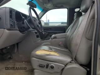2003 Chevrolet Suburban Z71 z VIN 3GNFK16Z23G187474, wystawiony jako Copart lot #51520675 z przebiegiem 247 872 mil mil oraz Czysty tytuł • Clean title. Historia ofert i sprzedaży dostępna na DreamBid. Obrazek 7.