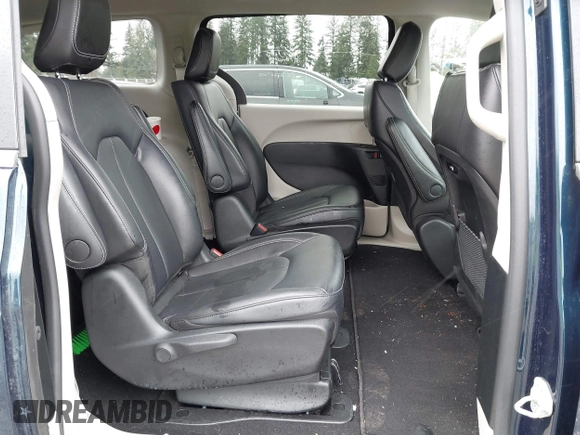 2024 Chrysler Pacifica Hybrid Select z VIN 2C4RC1S73RR188434, wystawiony jako IAAI lot #41857086 z przebiegiem 19 244 mil mil oraz . Historia ofert i sprzedaży dostępna na DreamBid. Obrazek 8.