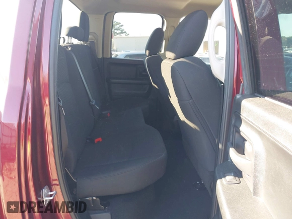 2018 Ram 1500 Tradesman с VIN 1C6RR6FG3JS340275, выставлен на аукционе IAAI как лот 41287420 с пробегом 176 000 миль миль и . История ставок и продаж доступна на DreamBid. Изображение 8.
