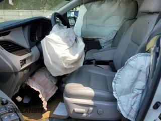 2018 Toyota Sienna XLE Auto Access Seat с VIN 5TDYZ3DC7JS905865, выставлен на аукционе Copart как лот 62263995 с пробегом Не указан миль и Списание • Salvage title. История ставок и продаж доступна на DreamBid. Изображение 7.