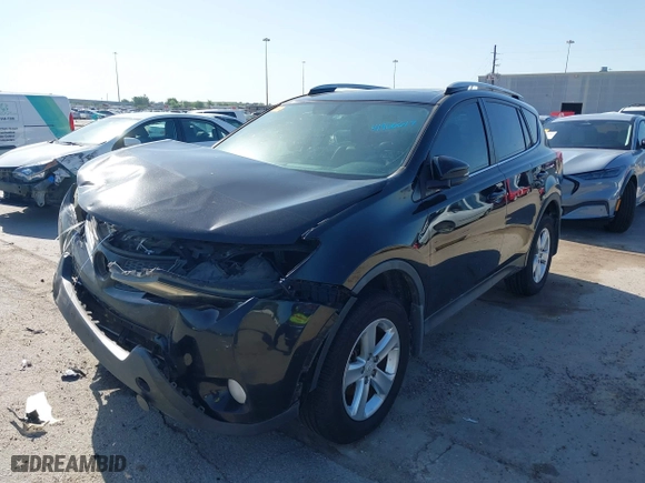 2014 Toyota RAV4 XLE with VIN 2T3WFREV6EW103184, listed as a IAAI auction lot 41966617 with 116,533 mi miles. Bid and sale history available at carsss.com. Image 2.